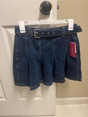Shoe Dazzle Just Fab Dark Blue Pleated Denim Skirt with Belt size 26 NWT